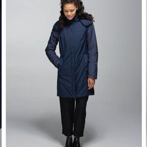 Lululemon Polar Parka jacket Navy Size 8
